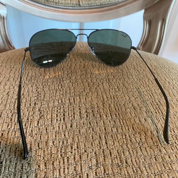 Ray-Ban Aviators - Picture 8 of 12